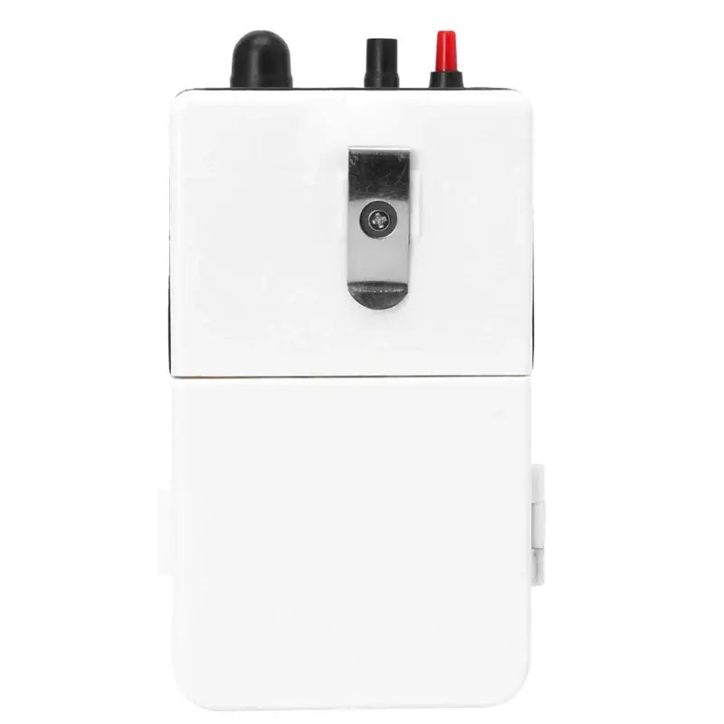 Portable fish airator for efficient oxygen supply in live bait containers