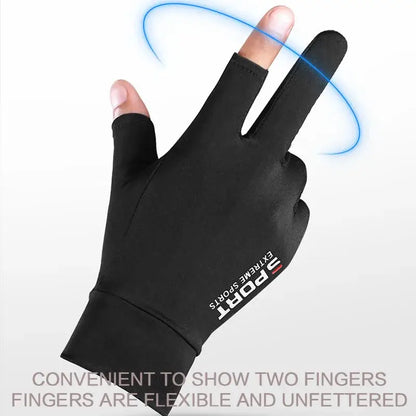 Anti-UV fishing gloves for sun protection with flexible fingers for easy handling while fishing